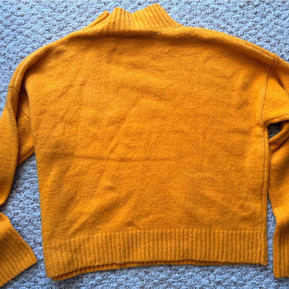 Double Zero Vibrant Yellow Crew Neck Sweater